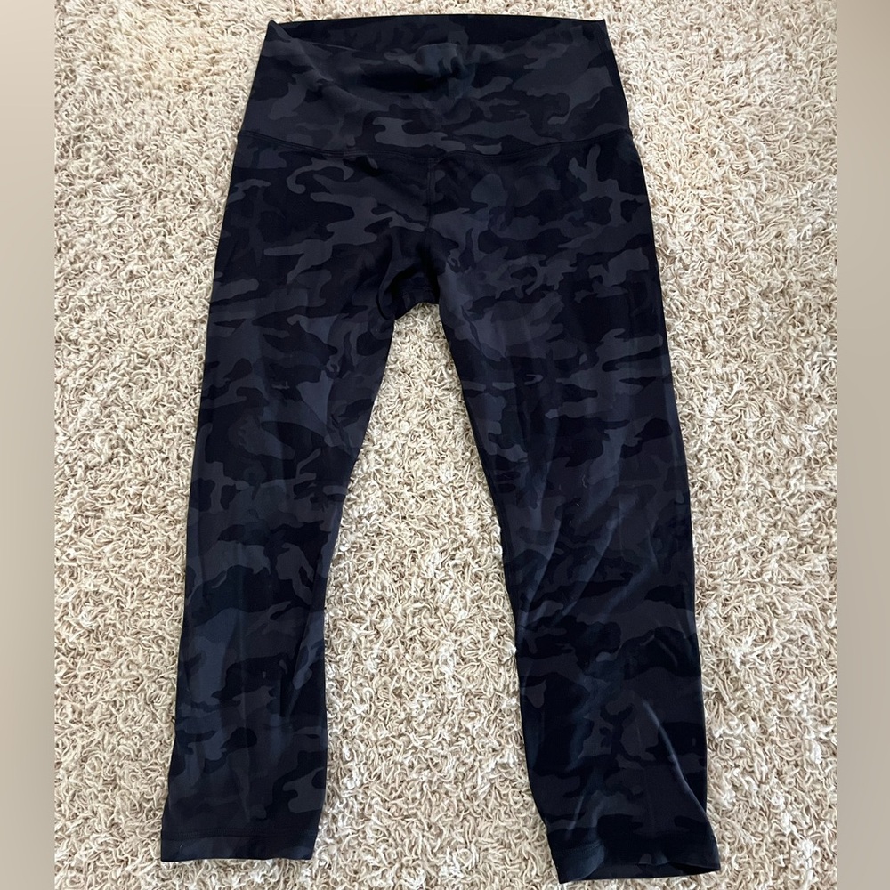 *Lululemon Align leggings 21”*